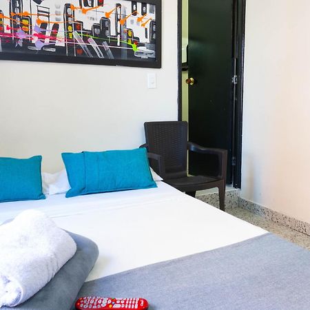 Hotel Jc 43 Medellín Dış mekan fotoğraf