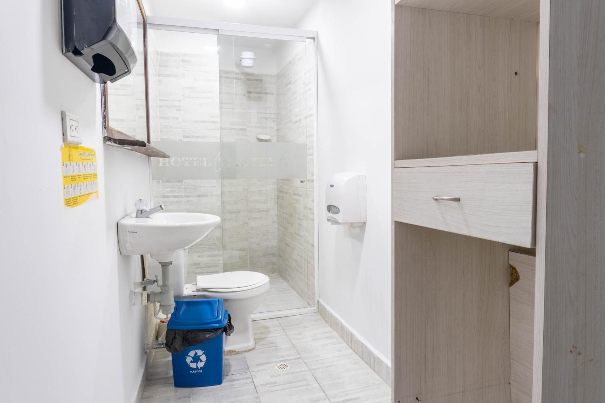 Hotel Jc 43 Medellín Dış mekan fotoğraf