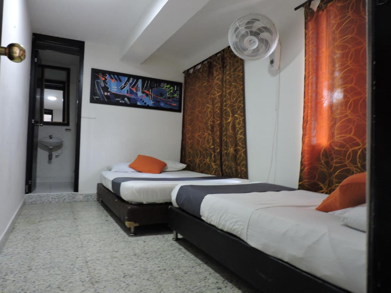 Hotel Jc 43 Medellín Dış mekan fotoğraf