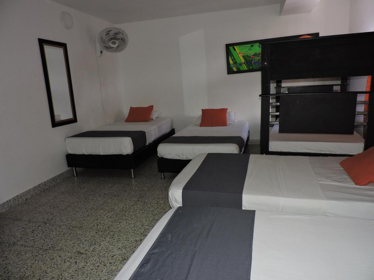 Hotel Jc 43 Medellín Dış mekan fotoğraf